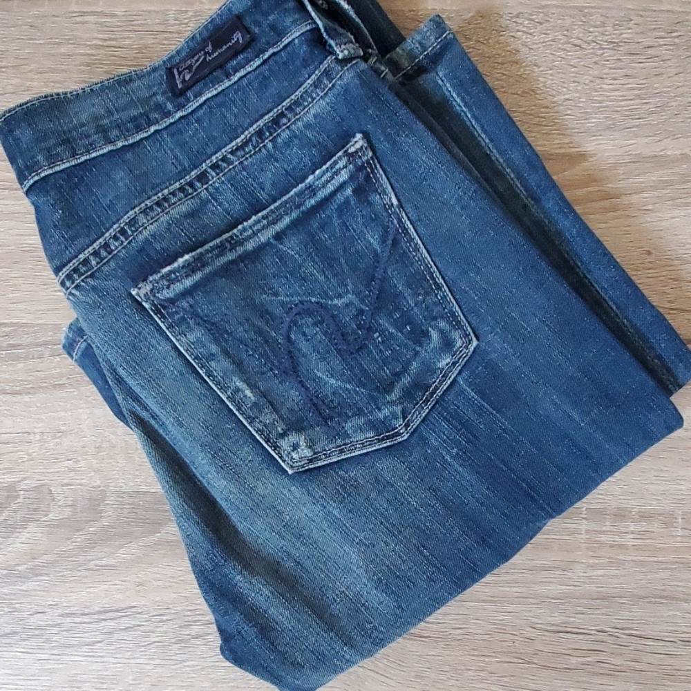 Women's jeans